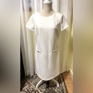 Tommy Hilfiger 10 Crew Neck Short Sleeve Shift Dress